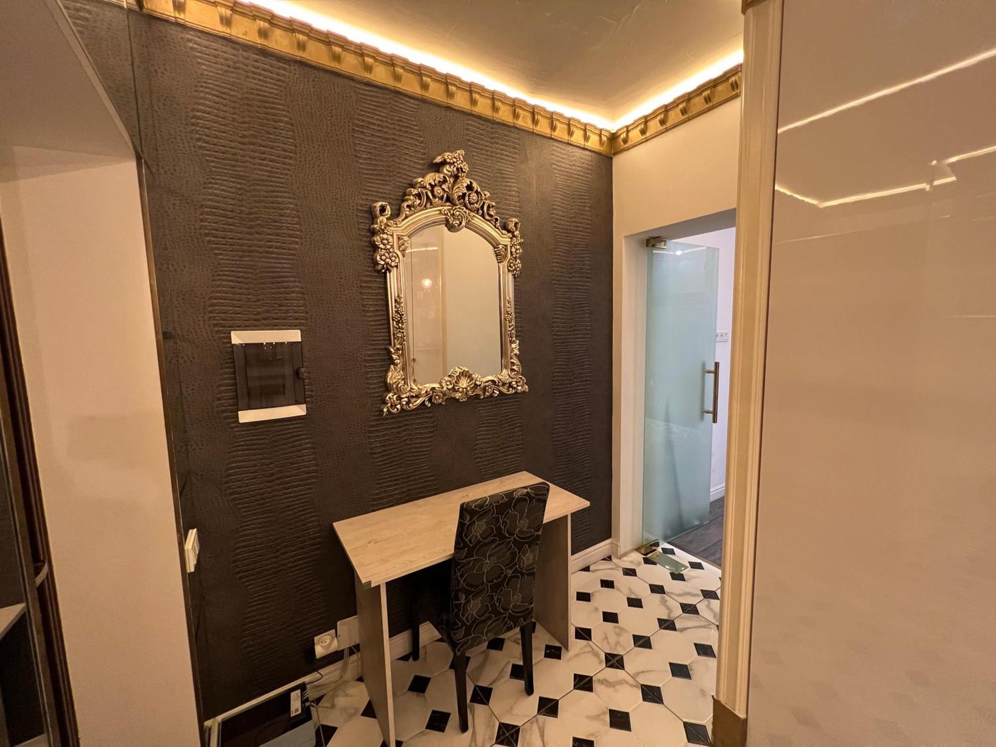 2 Bedrooms Heart Of City Center Chişinău Eksteriør billede