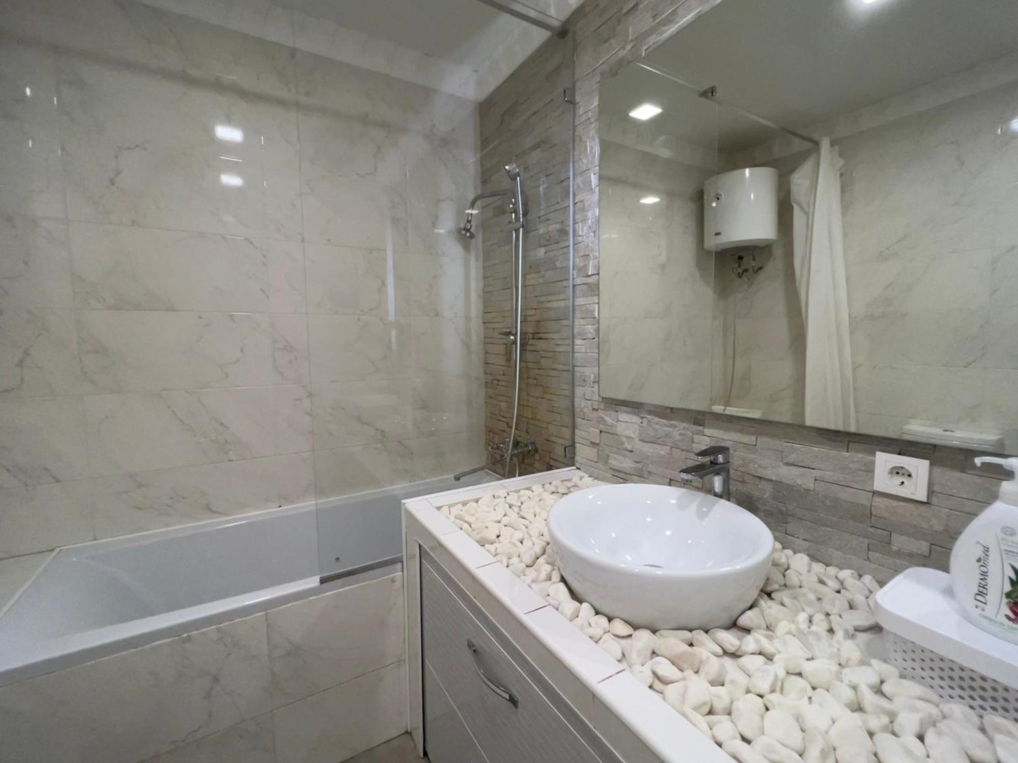 2 Bedrooms Heart Of City Center Chişinău Eksteriør billede